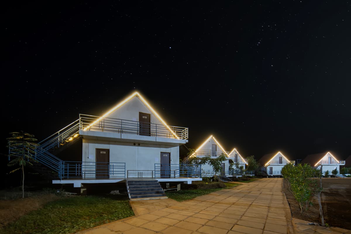 Empyrean Lake Resort Balod - Resort Grounds