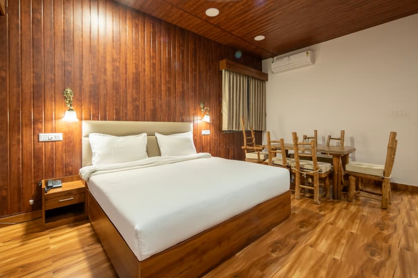 Luxury room accommodation at Empyrean Hotel Bhilai - Premium room view 9