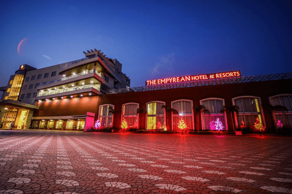 Empyrean Hotel Bhilai - A Block Lawn