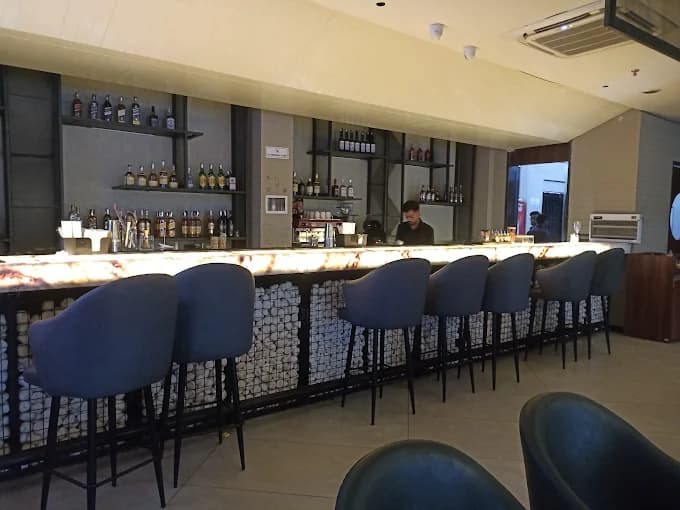 Fine Dining and Culinary Excellence at Empyrean Hotel Bhilai - ARC Lounge Bar & Restaurant