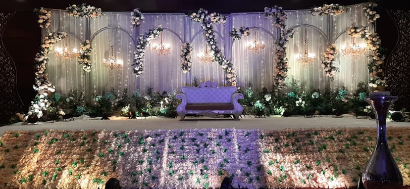 Bhilai Wedding Decor Ideas - Elegant Floral Arrangements and Wedding Setup