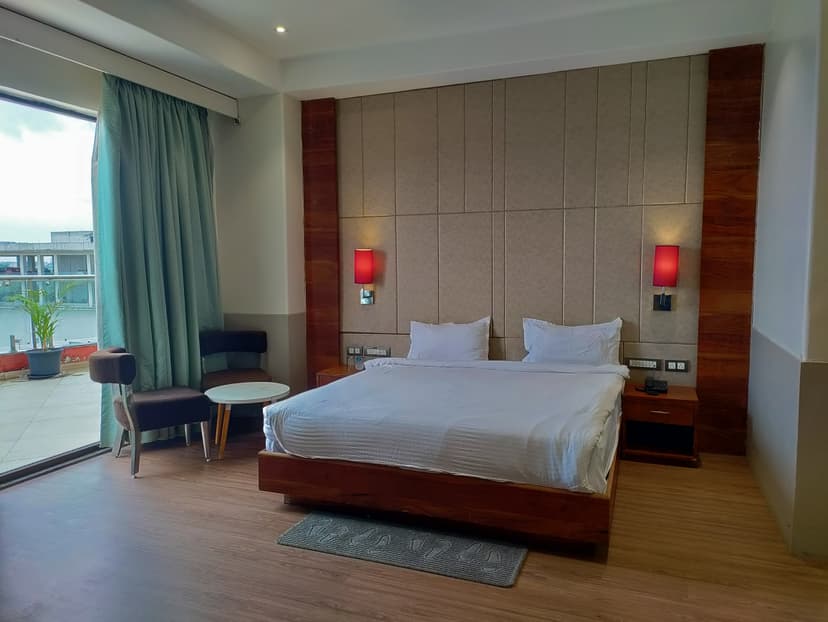Luxury room accommodation at Empyrean Hotel Bhilai - Premium room view 1