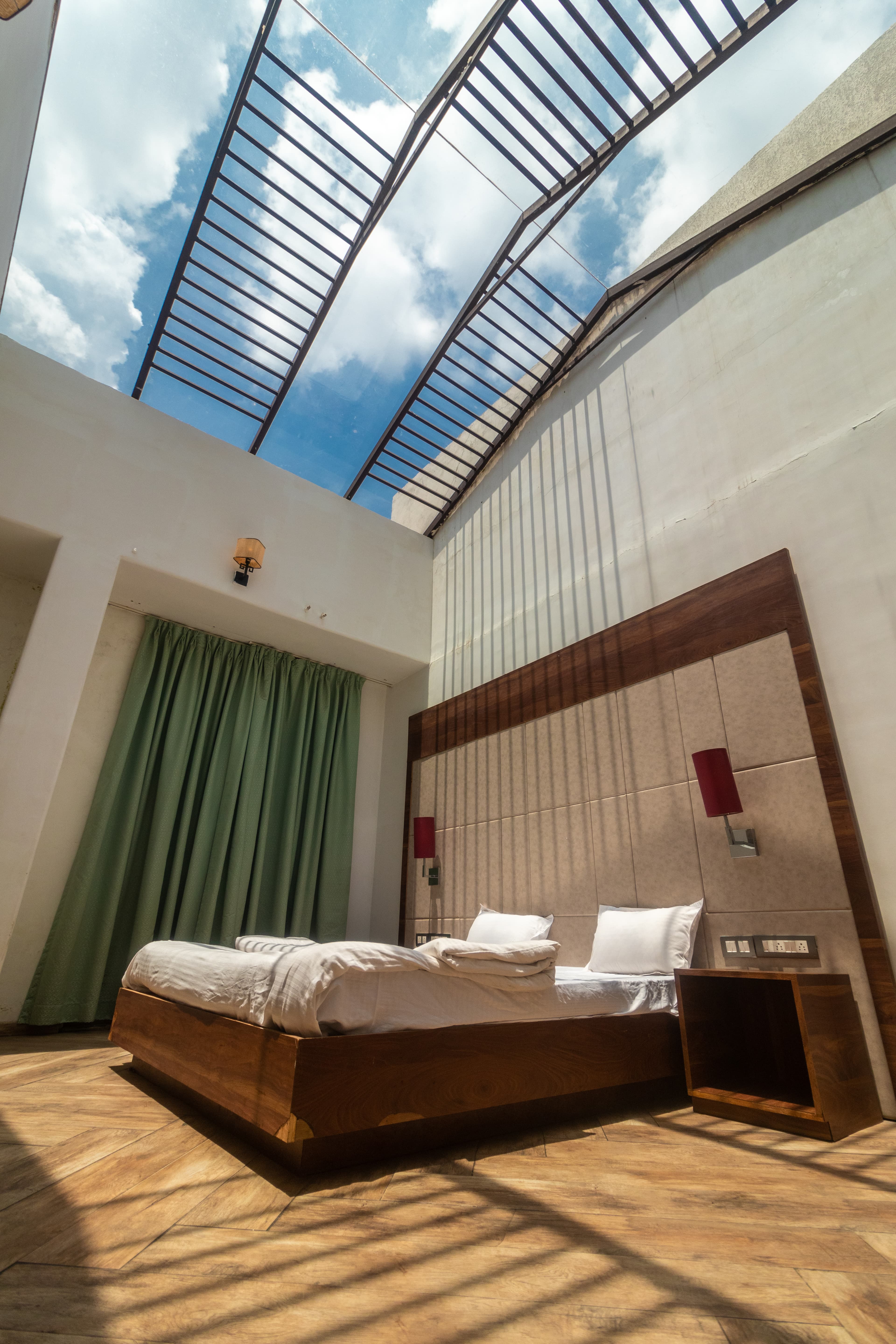 Open Roof Rooms